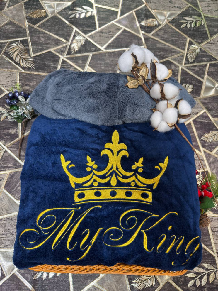 Мужской махровый халат с именной вышивкой 