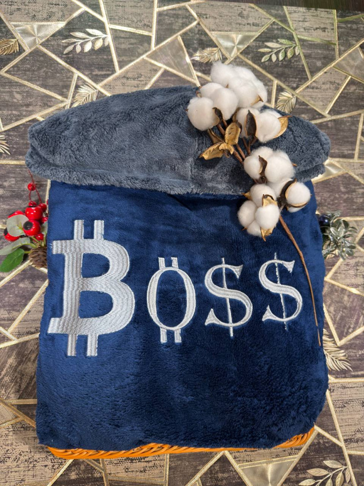 Мужской махровый халат с именной вышивкой 